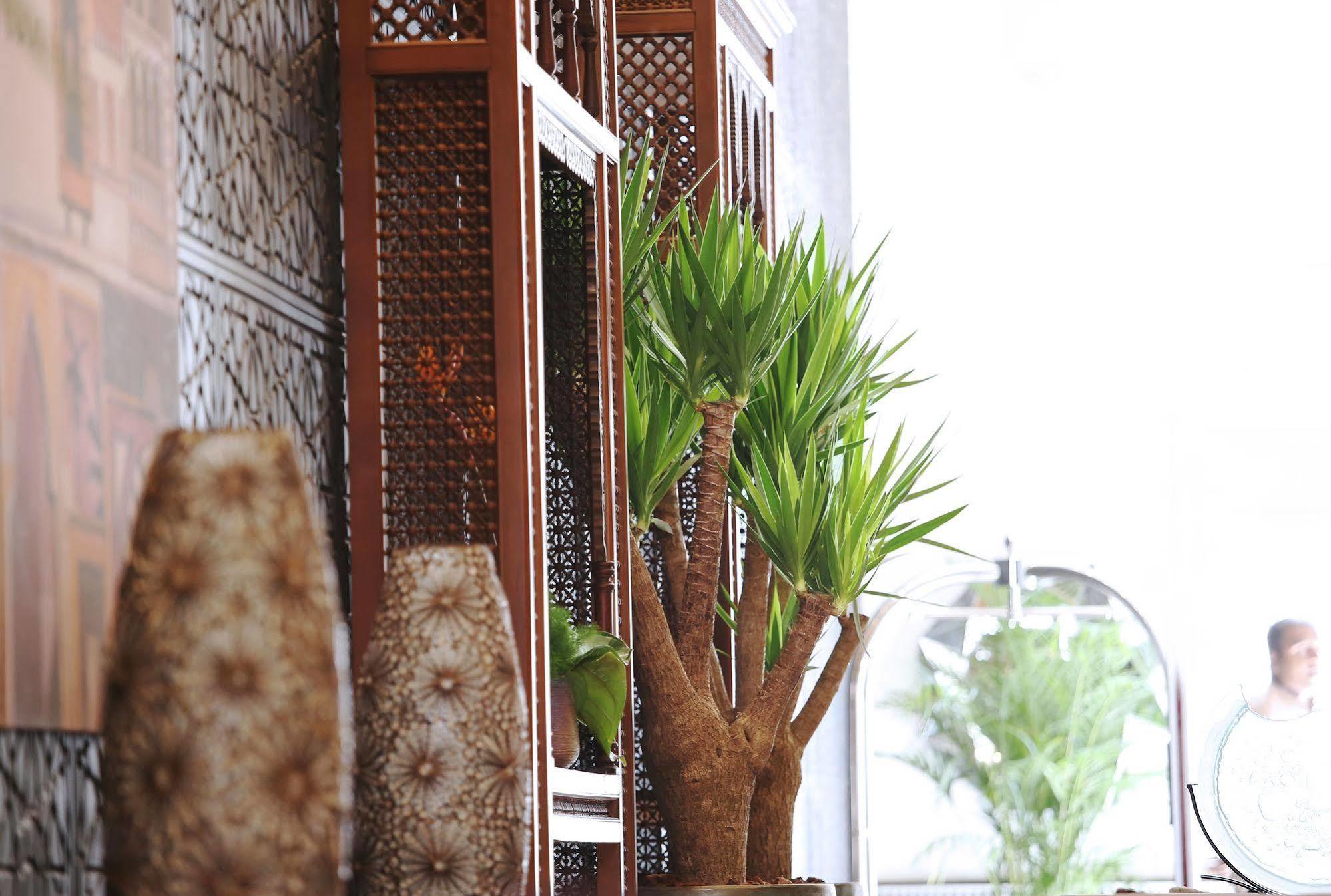 Spectrums Tahlia Jeddah Luaran gambar