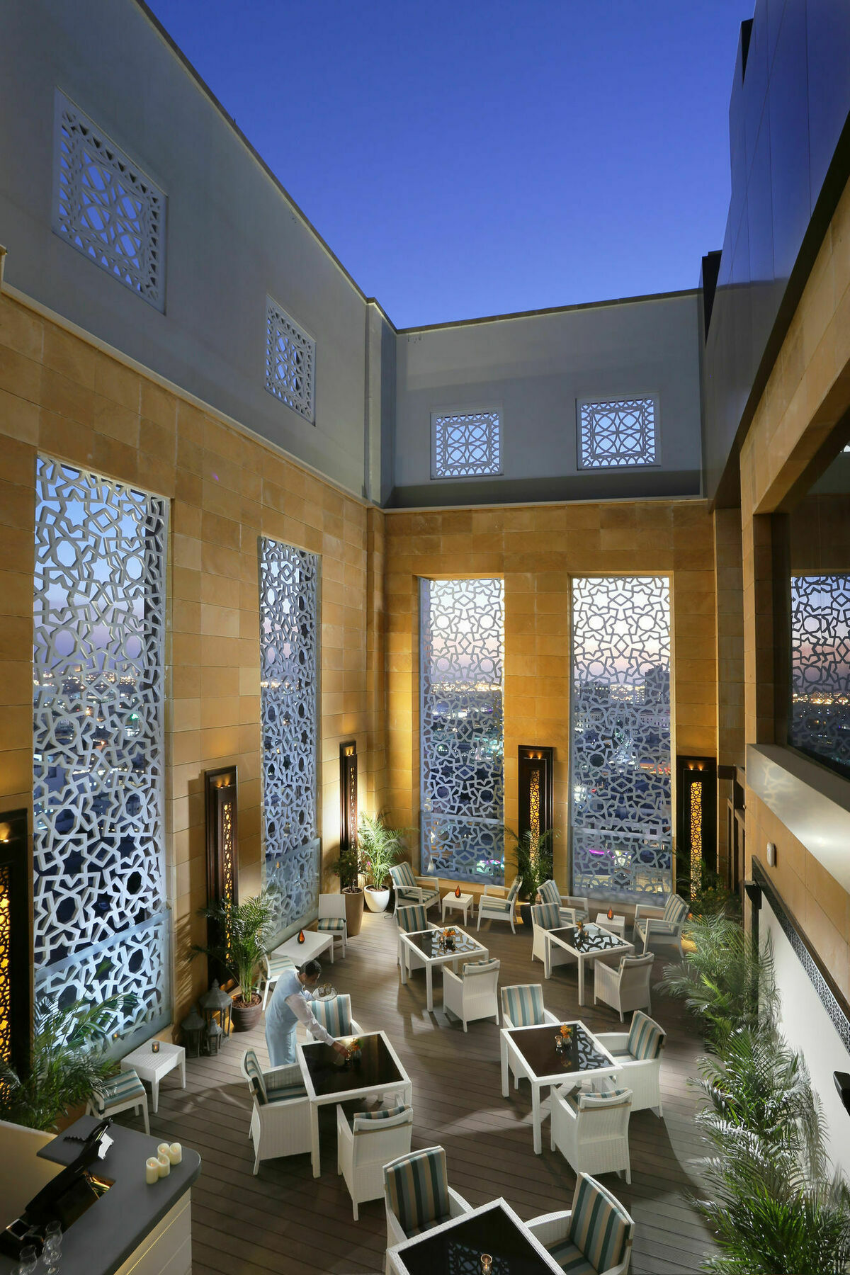 Spectrums Tahlia Jeddah Luaran gambar
